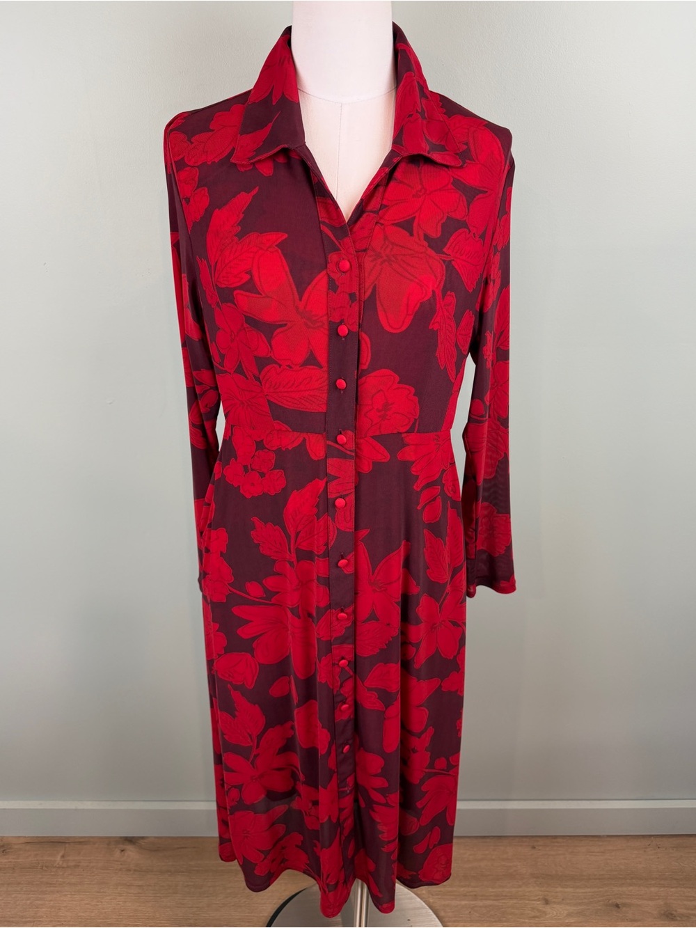 Cabi Mesh Shirt Midi Dress in a striking red and burgundy fall floral print Sm.